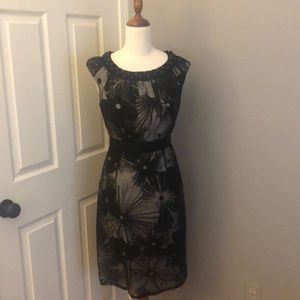 Jessica Simpson sleeveless dress
